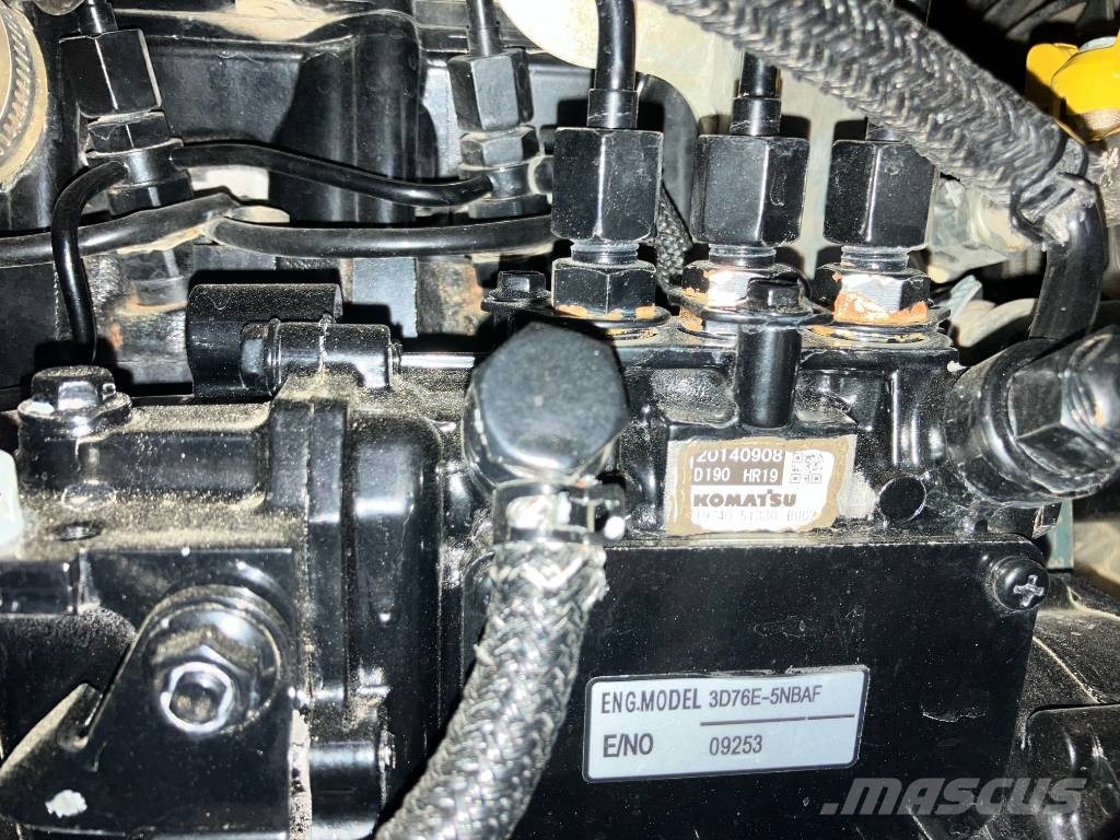 Komatsu PC 26 MR-3 小型挖掘机