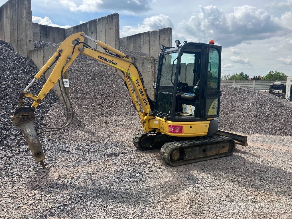 Komatsu PC 26 MR-3 小型挖掘机