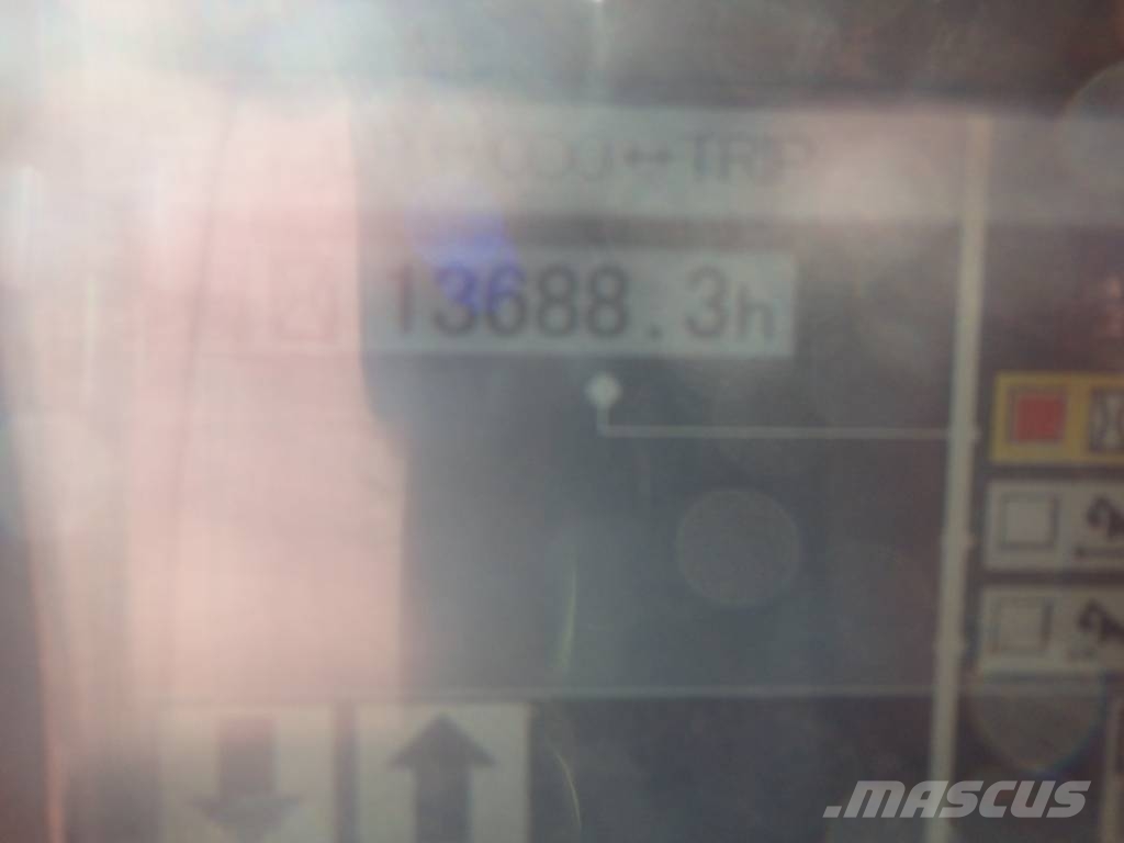 Hitachi ZX 140 W-3 kallistajalla 휠 굴삭기