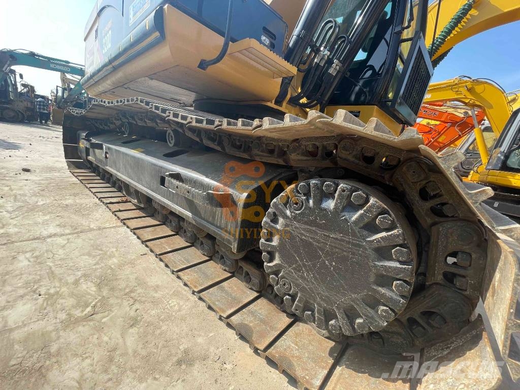 CAT 320 D 履带挖掘机