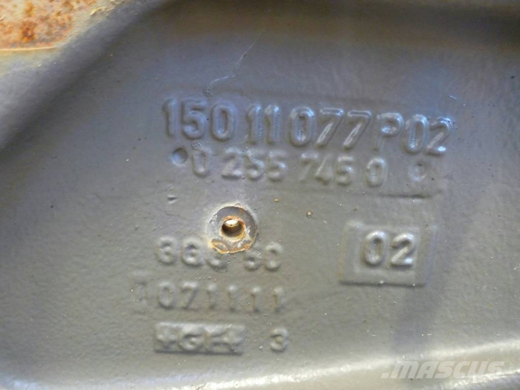 Volvo L110G Z-länk VOE15011079 Hidráulicos
