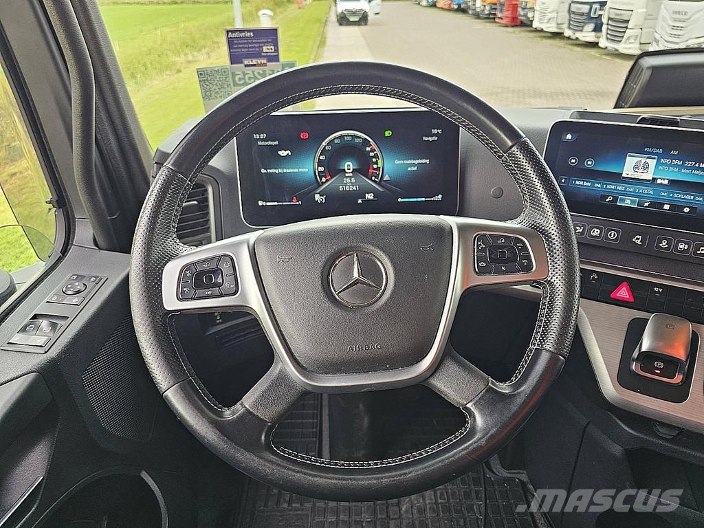 Mercedes-Benz ACTROS 1851 LS BIG SPACE,2Xtank,Standklima,oil ret Vlačilci