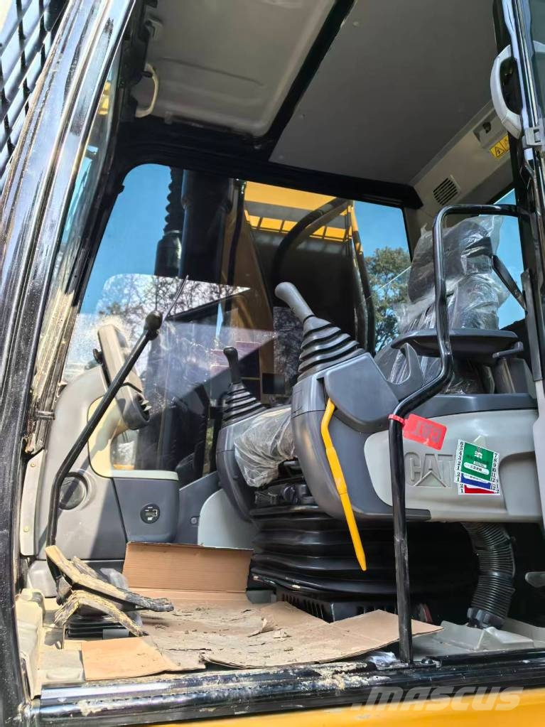 CAT 330D2L Pelle sur chenilles