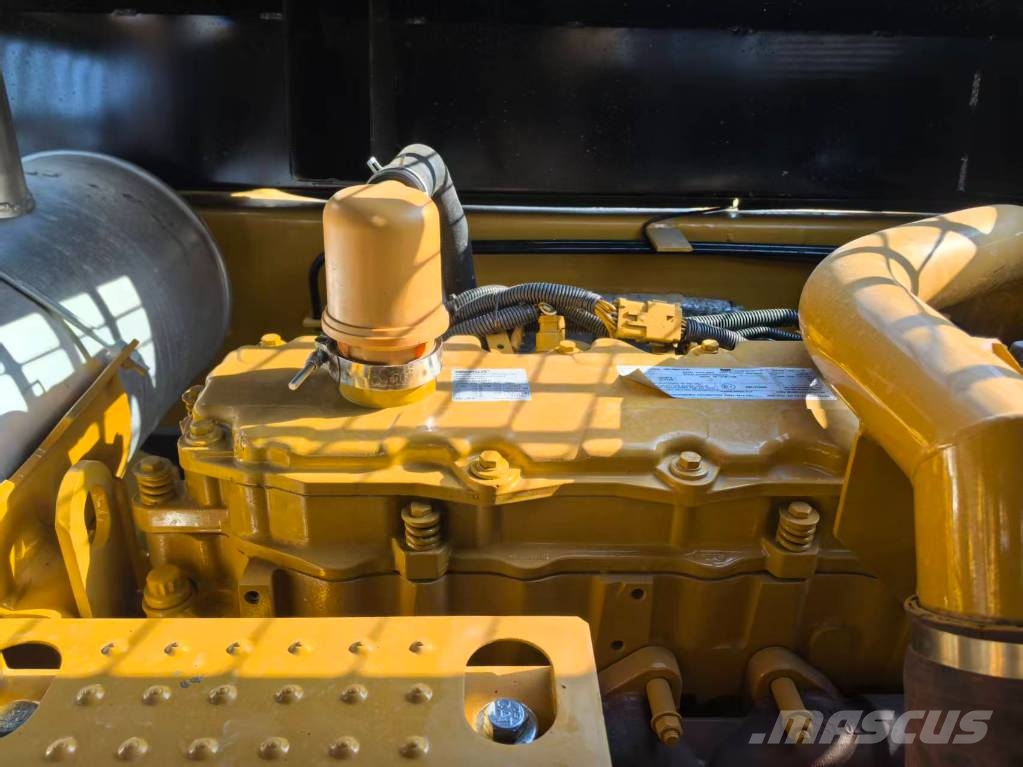 CAT 330D2L Pelle sur chenilles