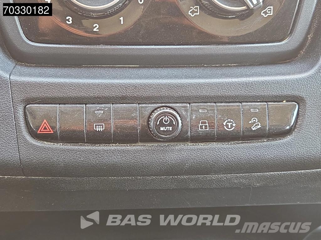 Fiat Ducato 140pk Doble cabina - Enganche de remolque - Furgonetas basculantes