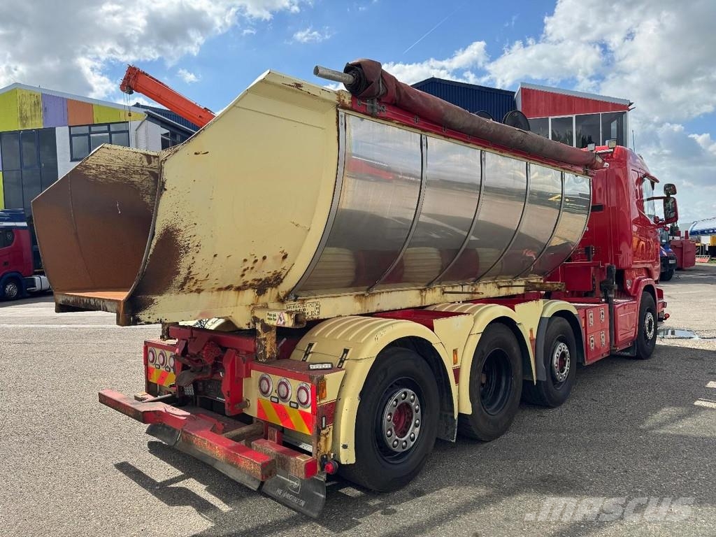 Scania R520 V8 8X2 EURO 6 KIPPER + HMF 2620-K5 + REMOTE C Самоскиди