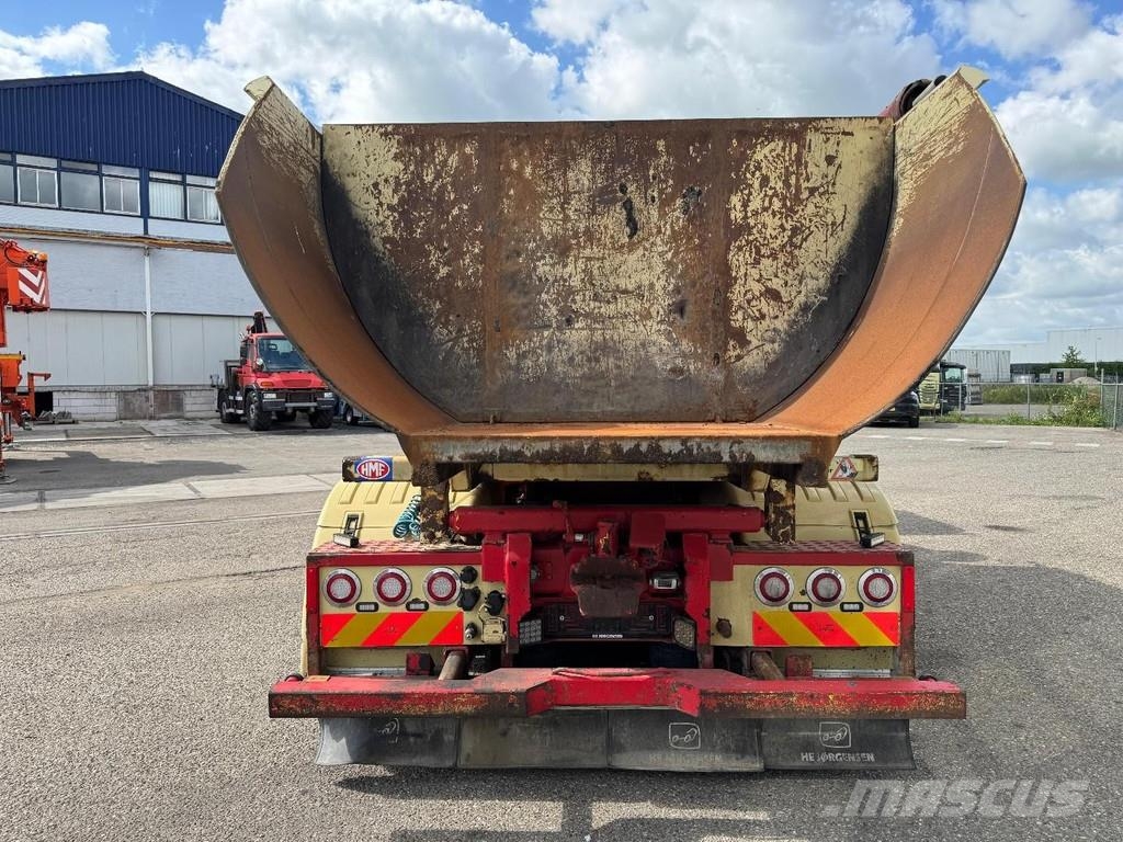 Scania R520 V8 8X2 EURO 6 KIPPER + HMF 2620-K5 + REMOTE C Самоскиди
