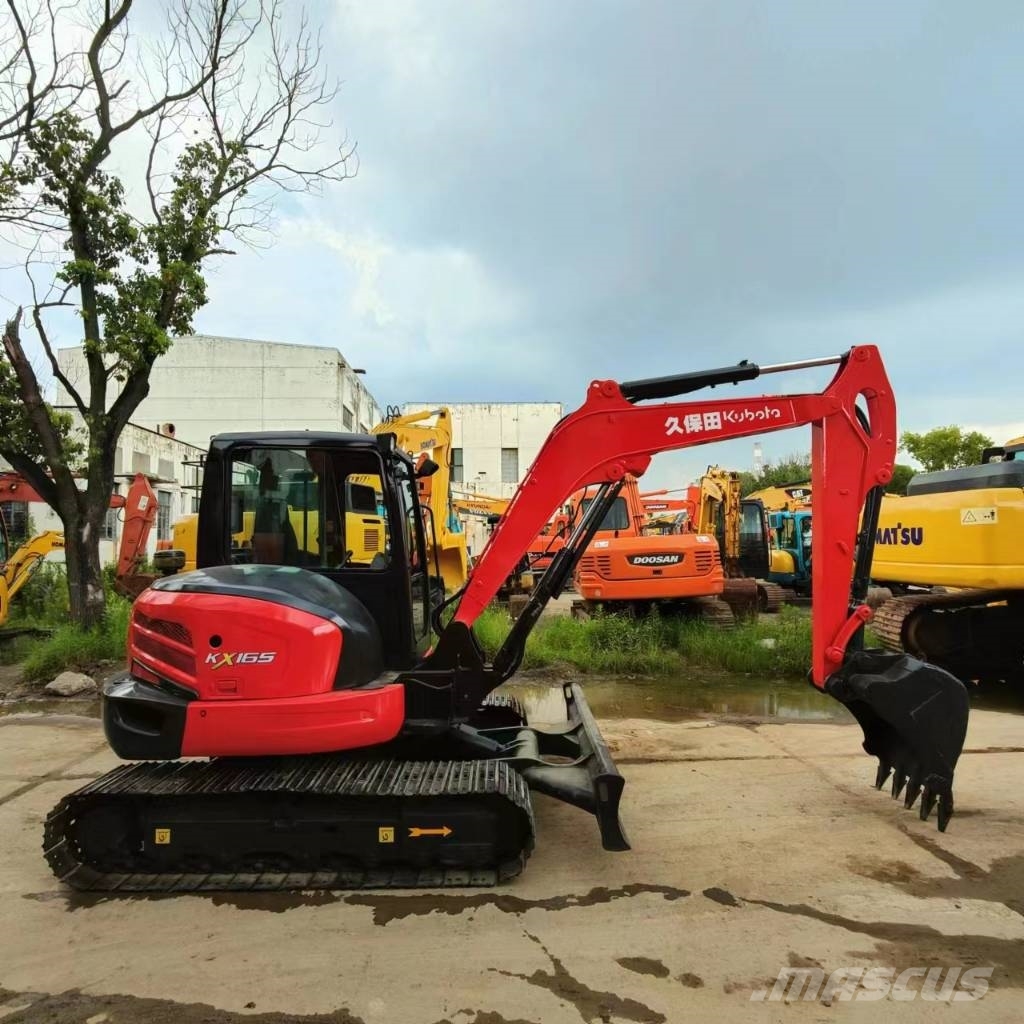 Kubota KX165 Roomikekskavaatorid