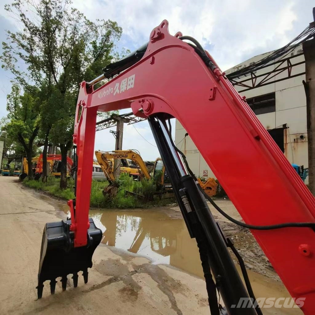 Kubota KX165 Roomikekskavaatorid