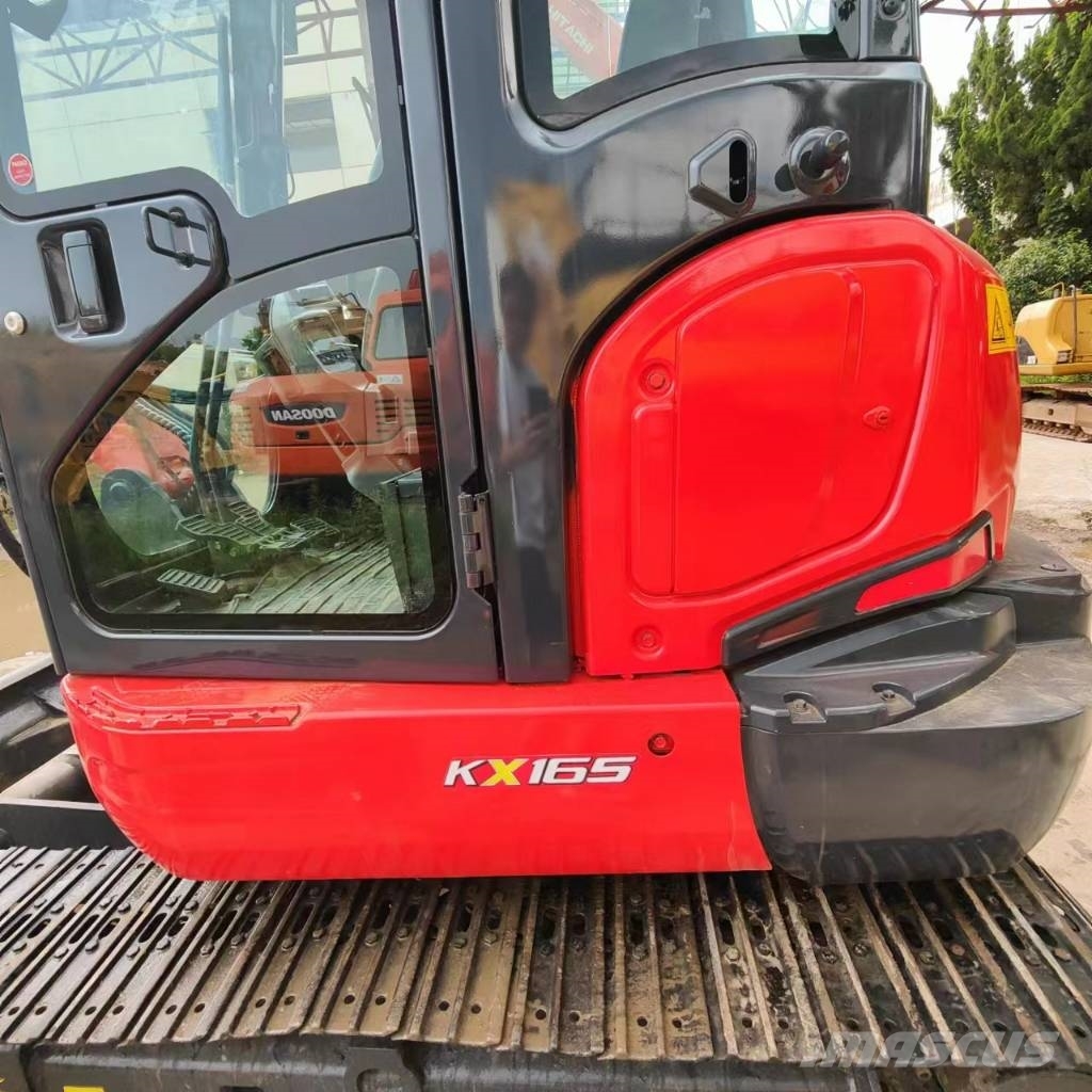 Kubota KX165 Roomikekskavaatorid