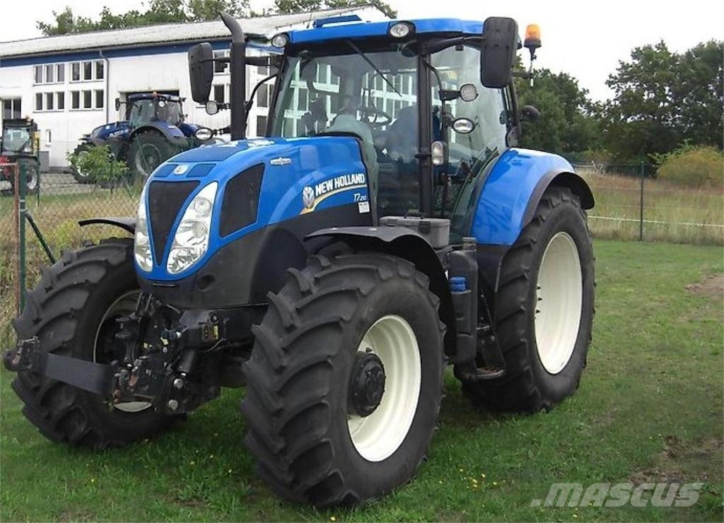 New Holland T7.210 AC Traktoren