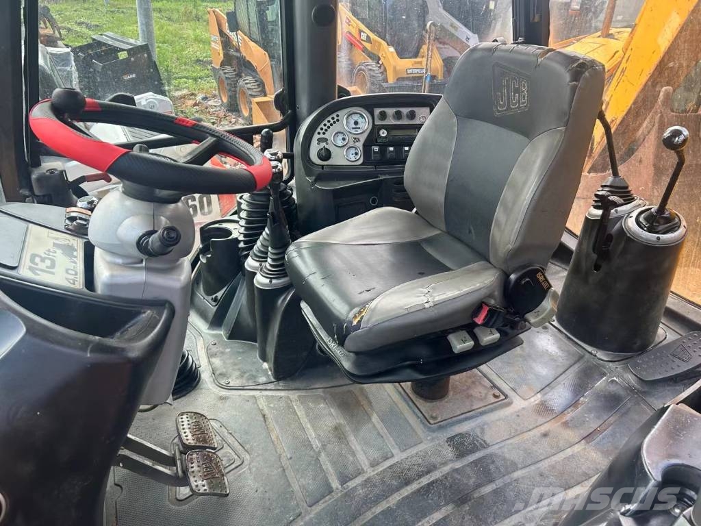 JCB 3cx with Powerful Engine in Stock Rovokopači