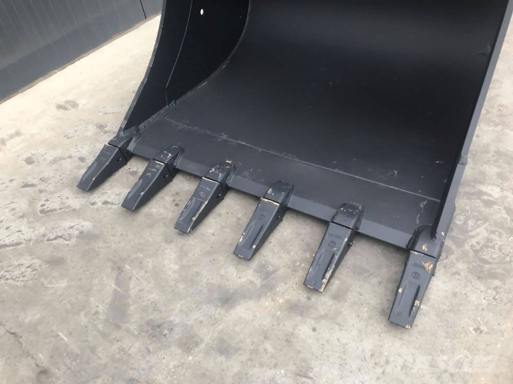CAT 320D C-Stick Skuffer