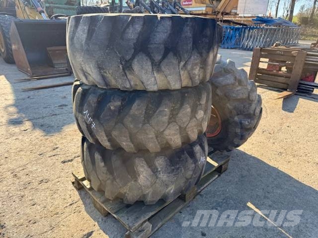 Dunlop E91-2 - 16/70R20 Шини