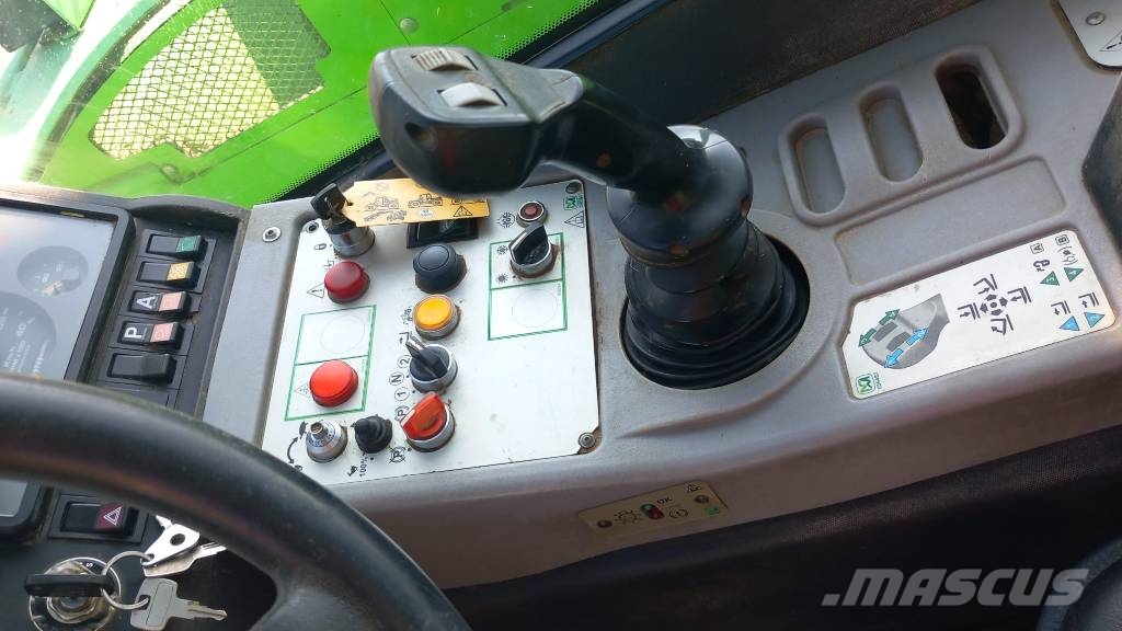 Merlo 34.7 plus مناولات متداخلة
