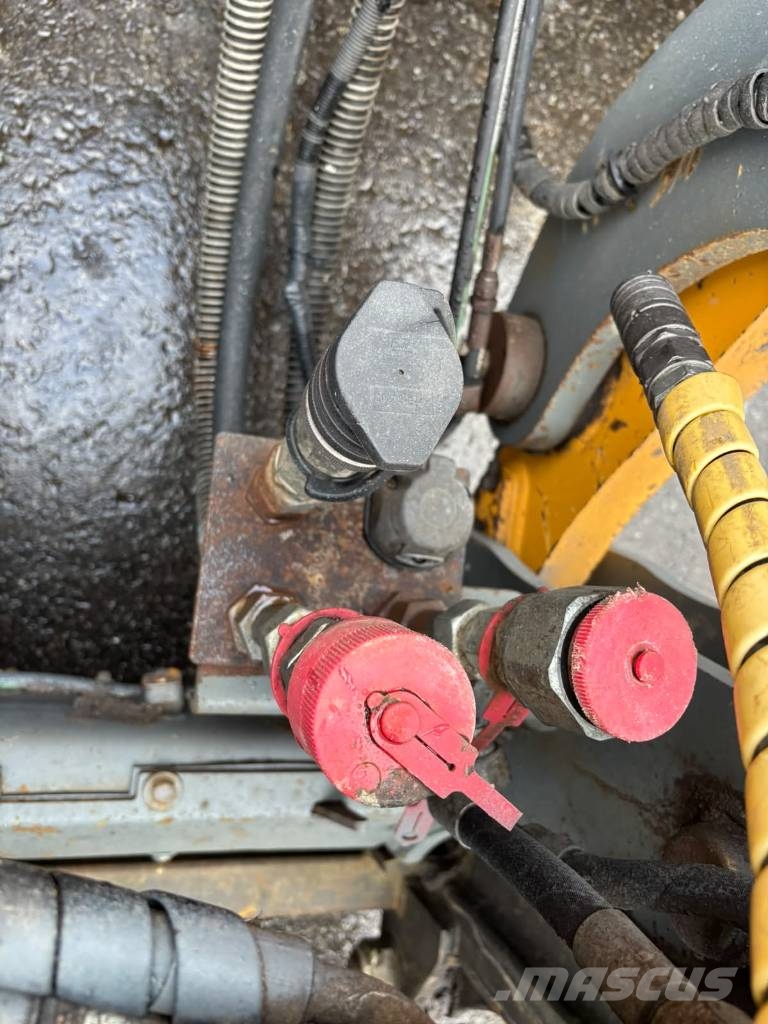 Liebherr 538 Speeder / Aura, Harjalaite, Hyd.piikit, StageV Iekrāvēji uz riteņiem