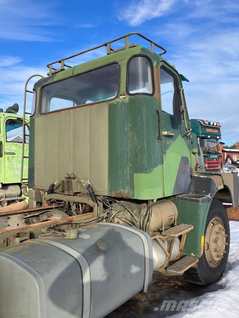 Volvo N 10 Camiones chasis