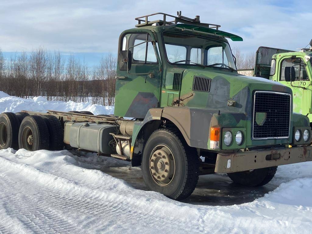 Volvo N 10 Camiones chasis