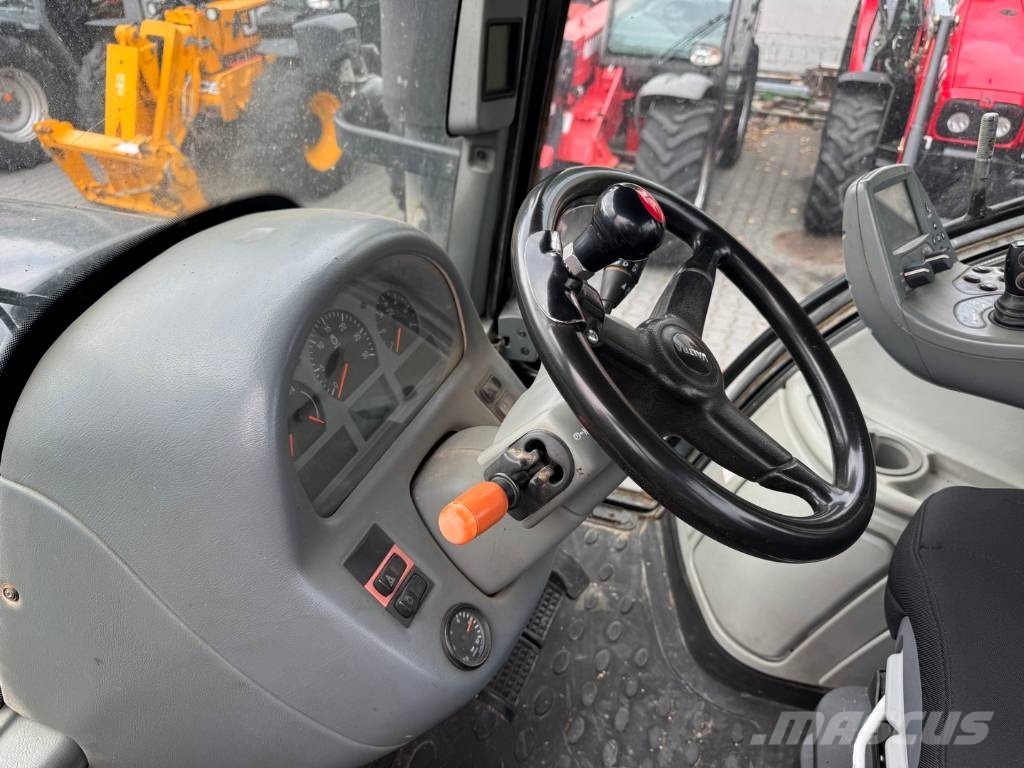 Valtra T202 Versu Traktorer