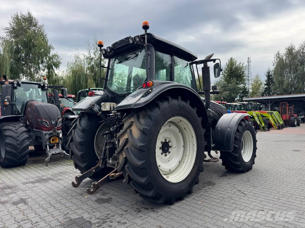Valtra T202 Versu Traktorer