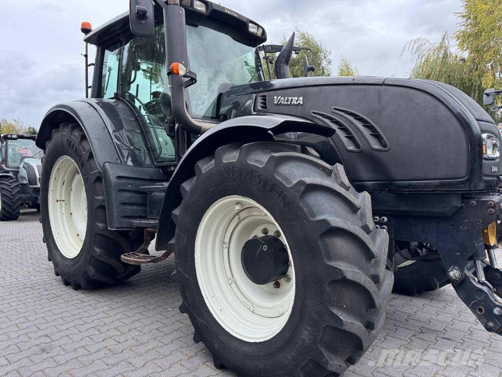 Valtra T202 Versu Traktory