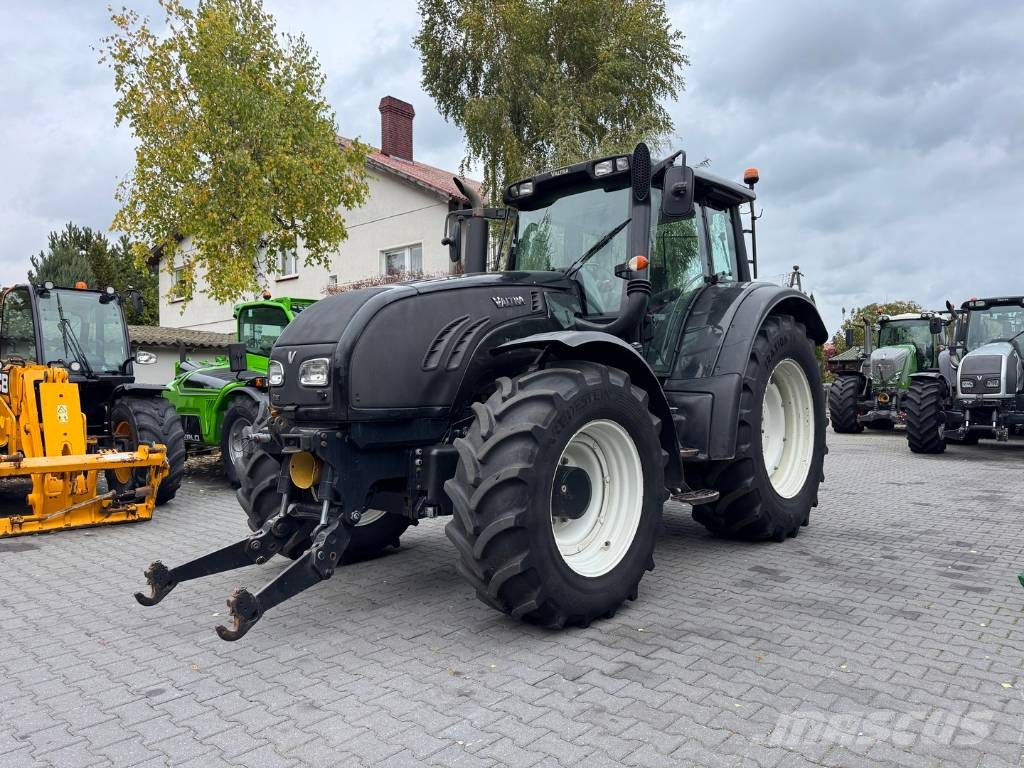 Valtra T202 Versu Traktory