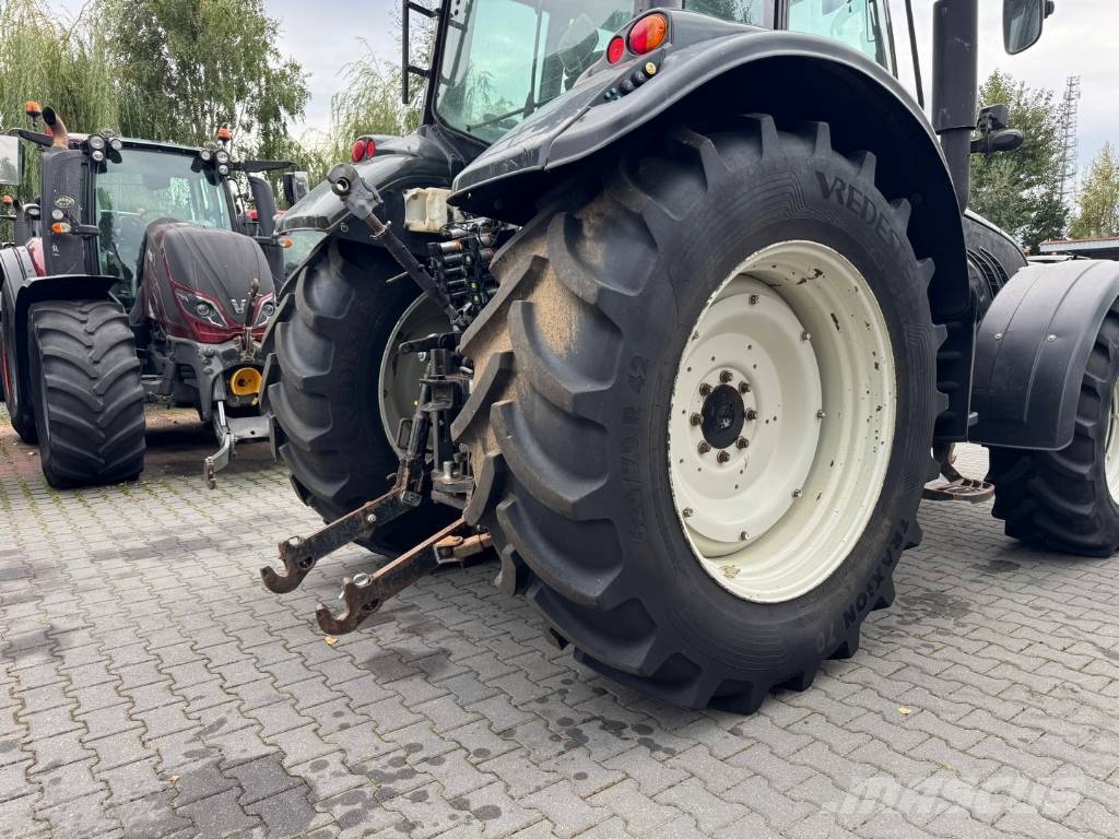 Valtra T202 Versu Traktorer