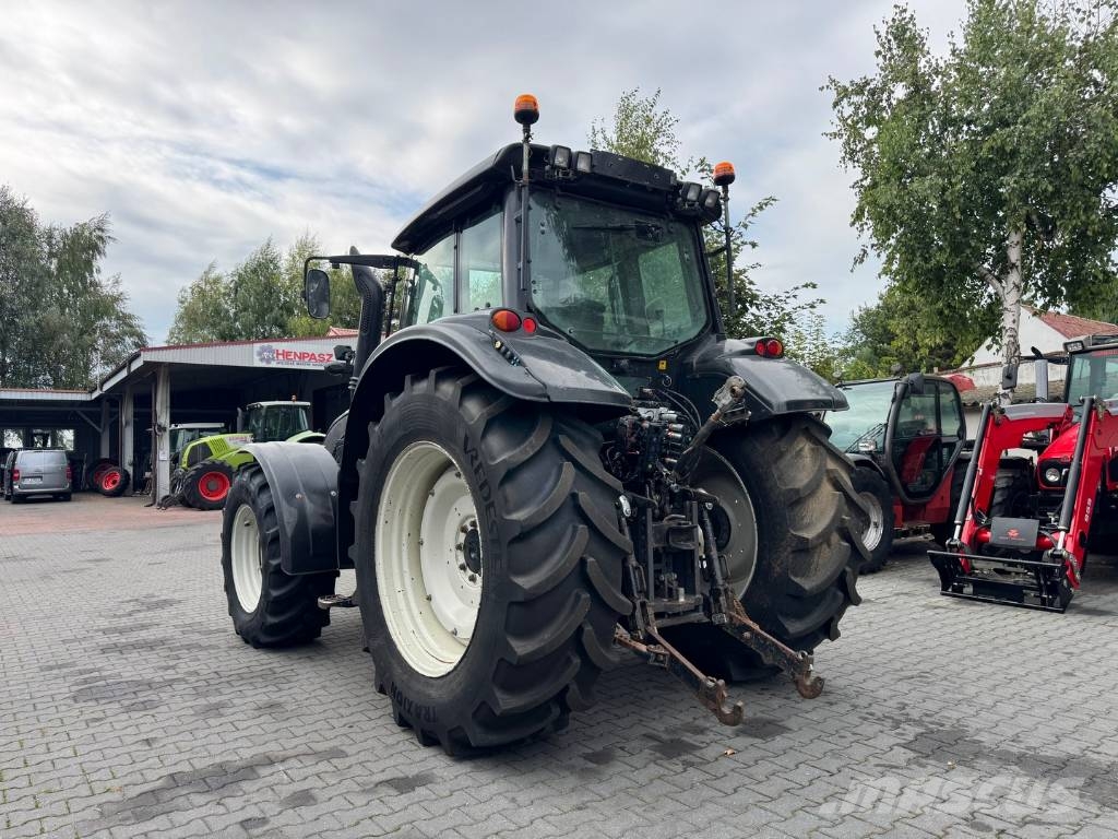 Valtra T202 Versu Traktorer