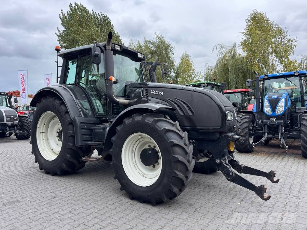 Valtra T202 Versu Traktory