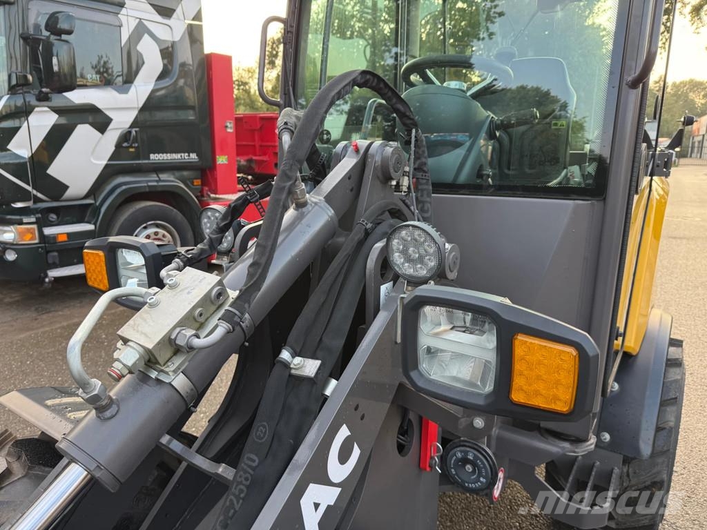 Mecalac MLC4 Radlader
