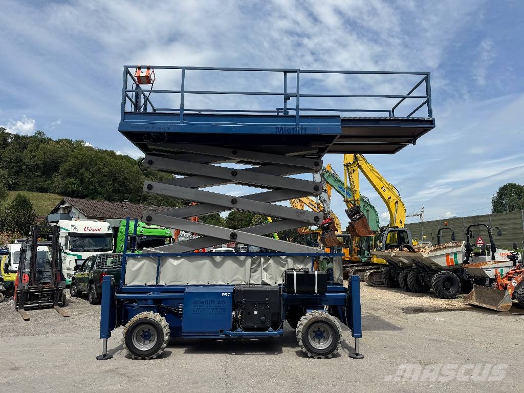 Liftlux SL 172-24D4WDS Diesel 4x4 Nacelle ciseaux