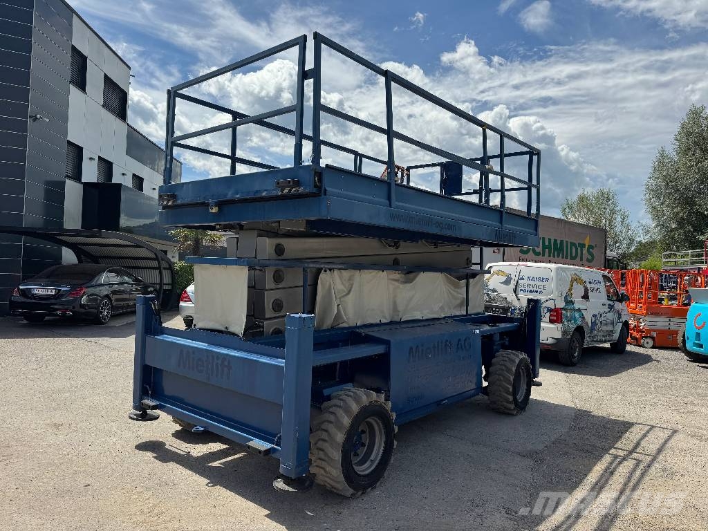 Liftlux SL 172-24D4WDS Diesel 4x4 Nacelle ciseaux