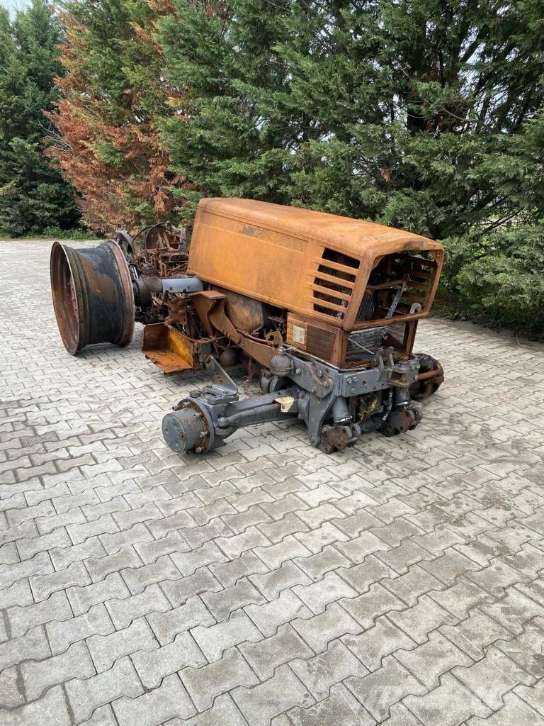 Fendt 312 TRACTOR SPARE PARTS/IN PIECES/IN TEILEN Traktorid