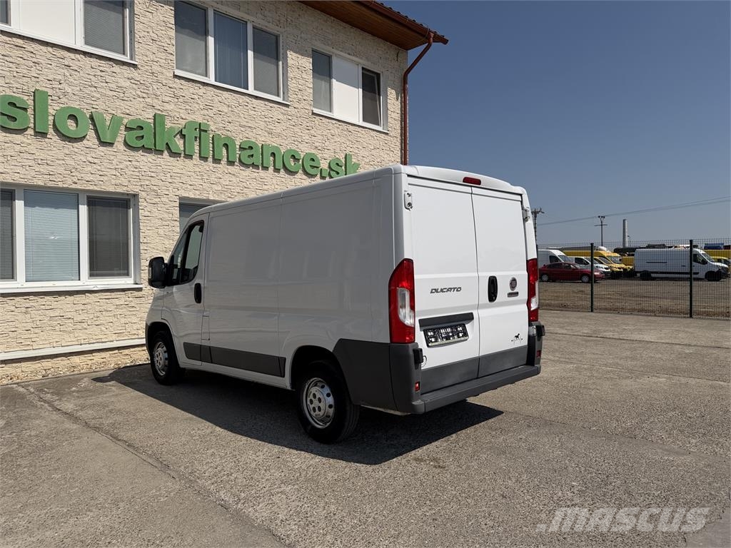 Fiat DUCATO 2,0 diesel 3 seats manual E6b VIN 402 Dodávky