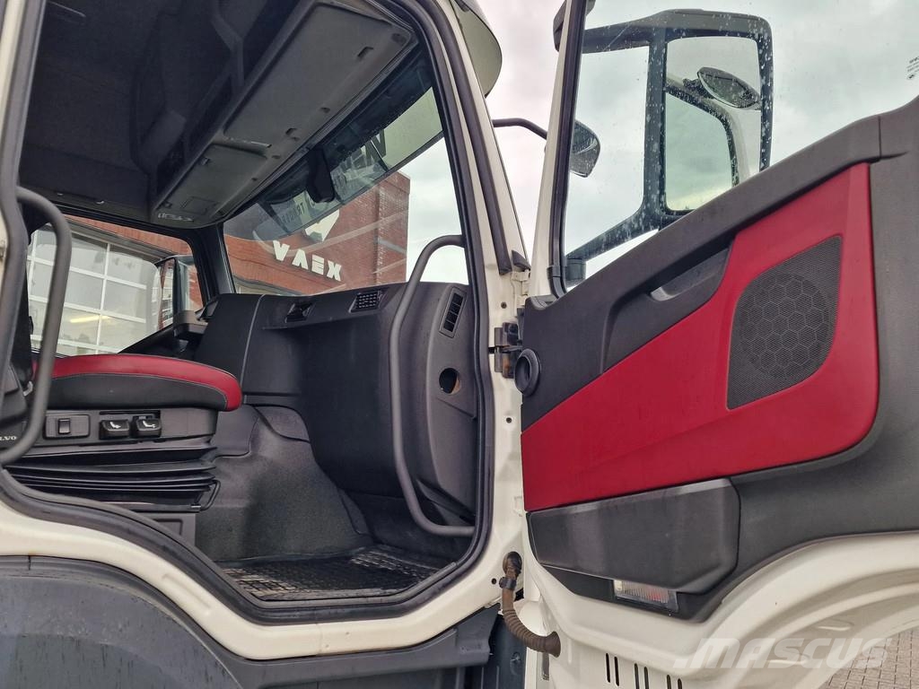 Volvo FM 420 Globetrotter 6x2 - Box with sidedoors - Zep Camiones con caja de remolque
