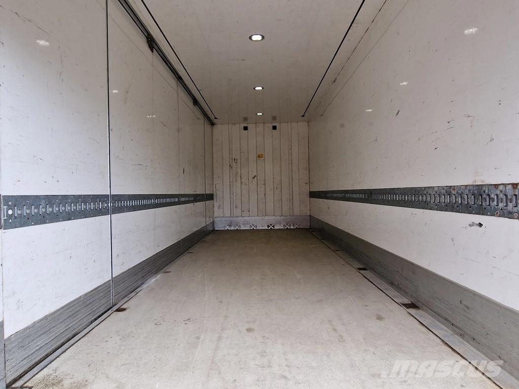 Volvo FM 420 Globetrotter 6x2 - Box with sidedoors - Zep Camiones con caja de remolque