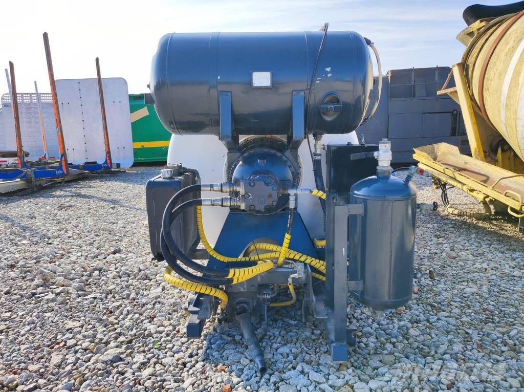Kart 7m3 LOW-PROFILE CONCRETE MIXER Transport - Anderen