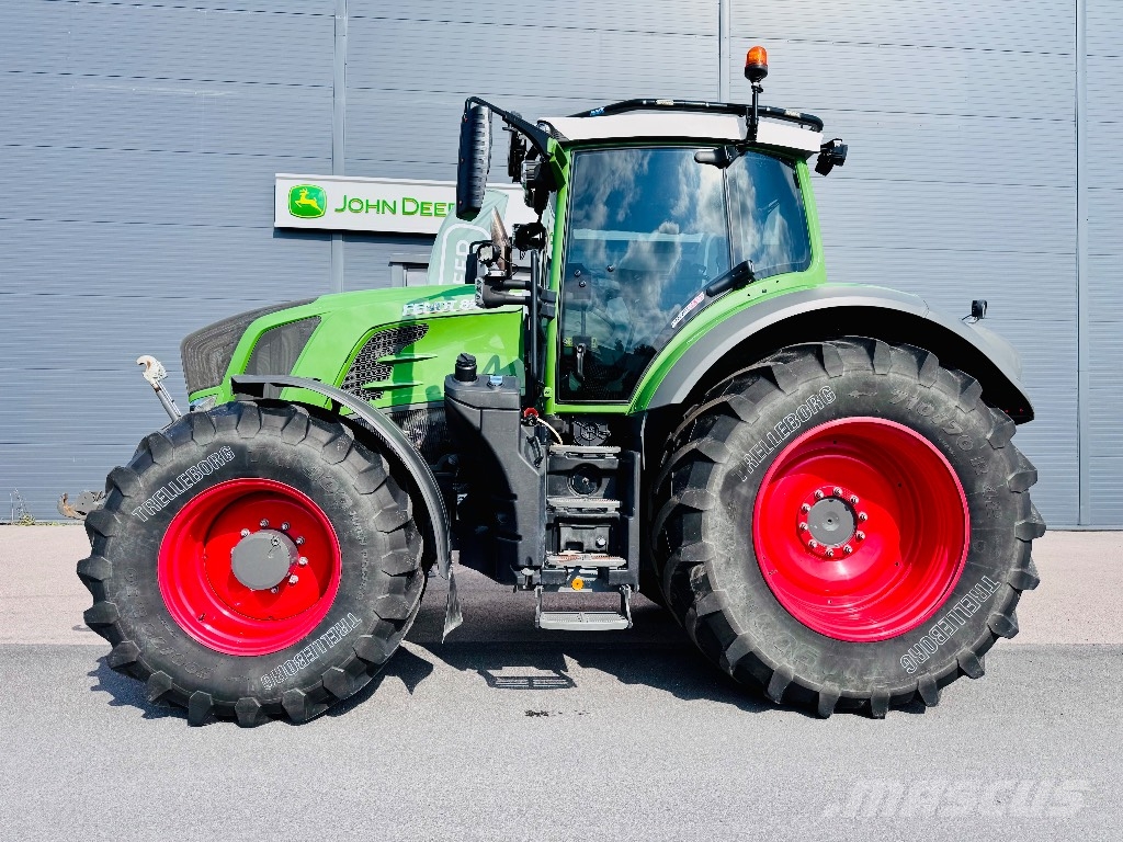 Fendt 828 S4 Profi Plus Трактори