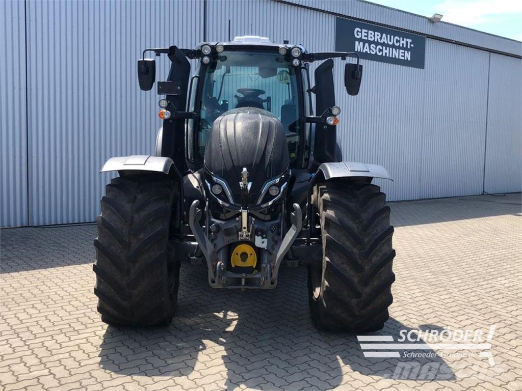 Valtra T 235 D | RTK | UNLIMITED | LED Tratores