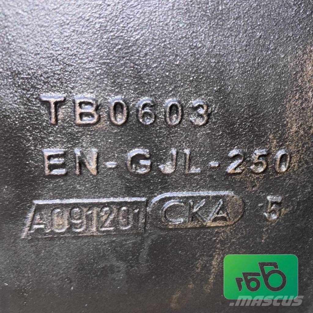 Valtra N101 Differential Rear axle Gearbox TB0563 TB0603 V34089440 Chassis e suspensões