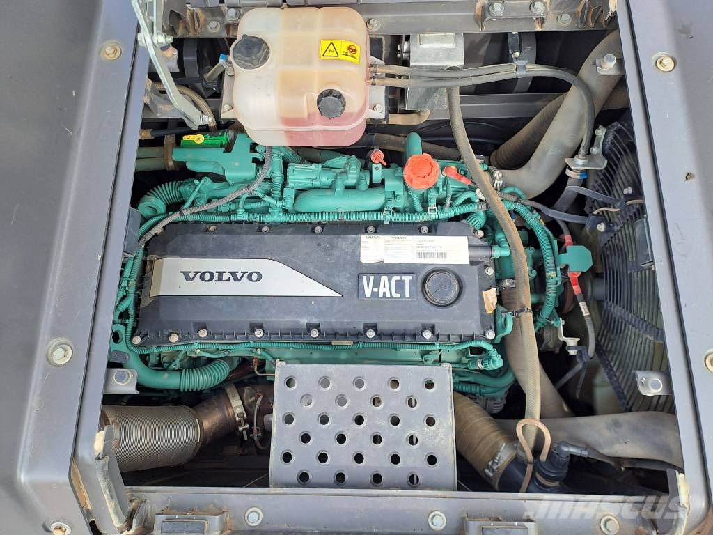 Volvo EC350EL Raupenbagger