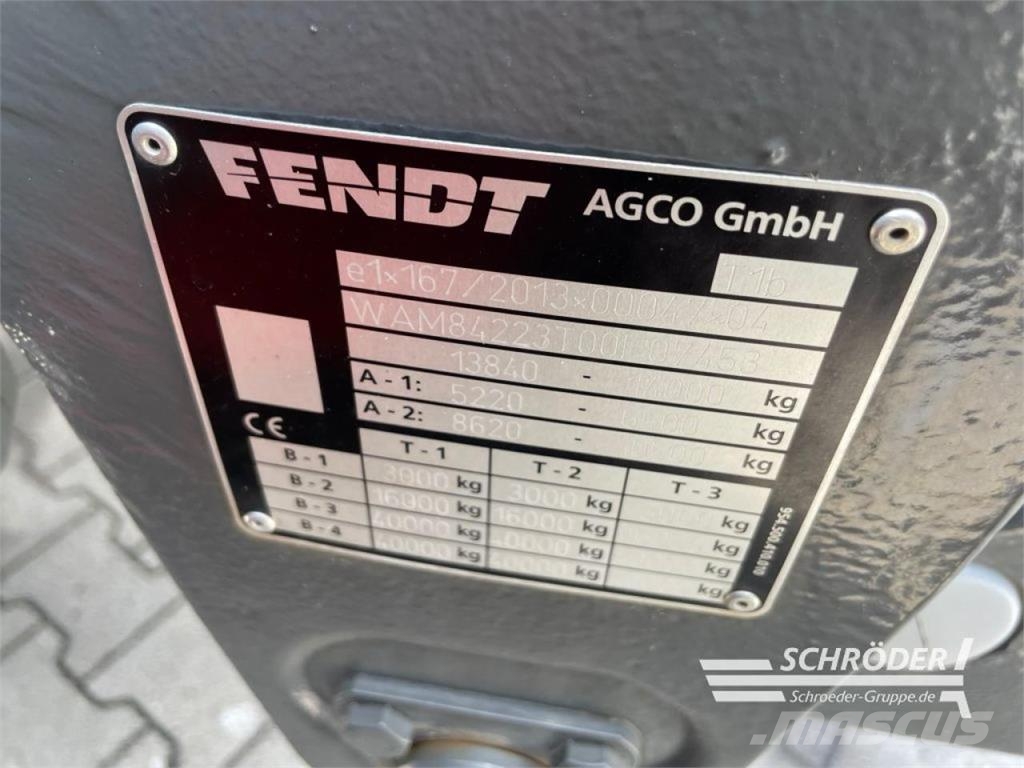 Fendt 828 VARIO S4 PROFI PLUS Трактори