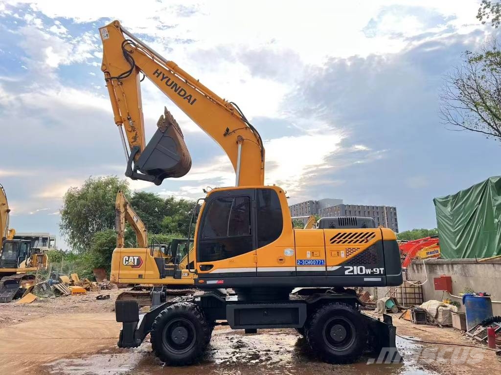 Hyundai 210 w-9t Crawler excavators