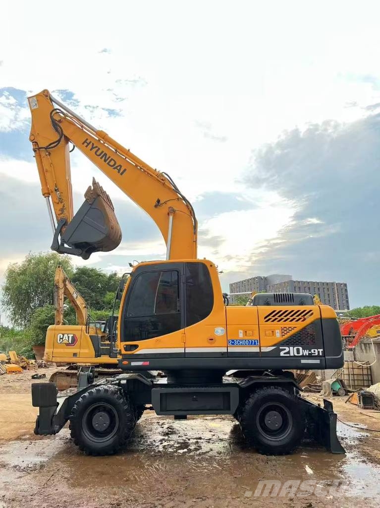 Hyundai 210 w-9t Crawler excavators