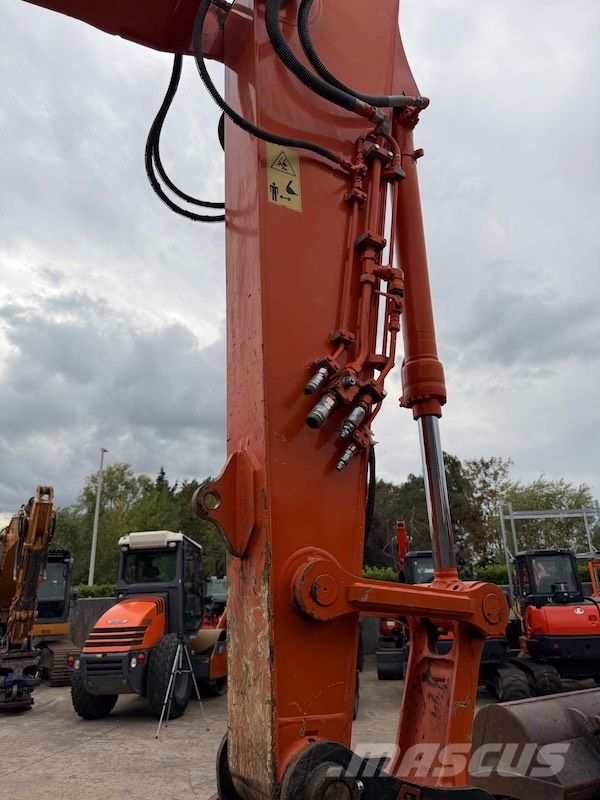 Hitachi ZX 180 LC-5 Bageri guseničari