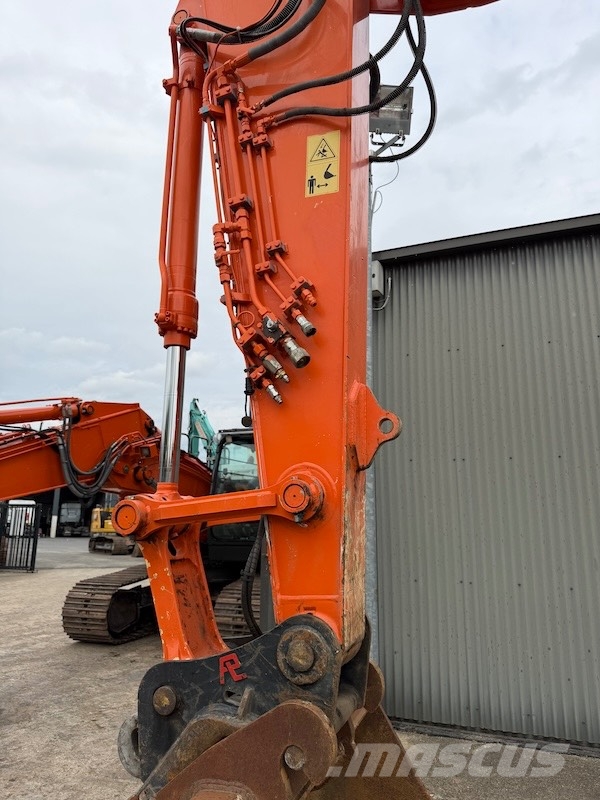 Hitachi ZX 180 LC-5 Bageri guseničari