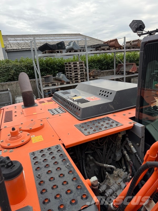 Hitachi ZX 180 LC-5 Bageri guseničari