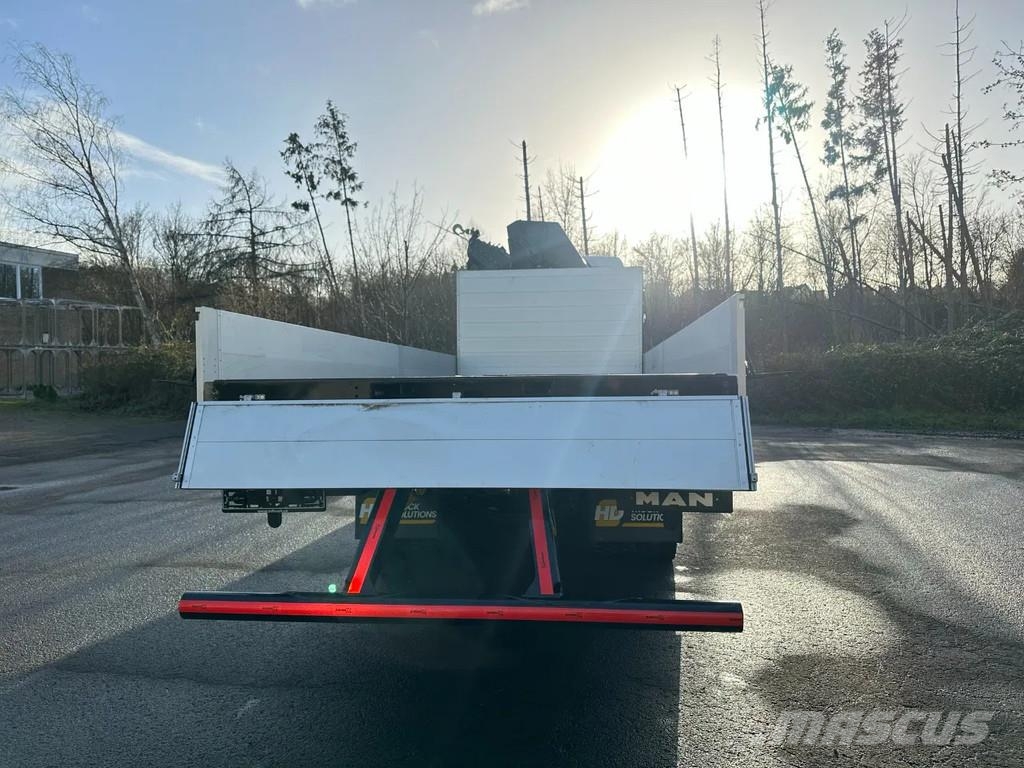 MAN TGS 33.440 MAN TGS 33.440 6x6 Kran HIAB 228-4 All-Terrain-Krane
