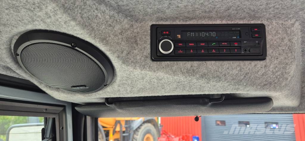 Kässbohrer Pistenbully PB 100 Muut ympäristökoneet