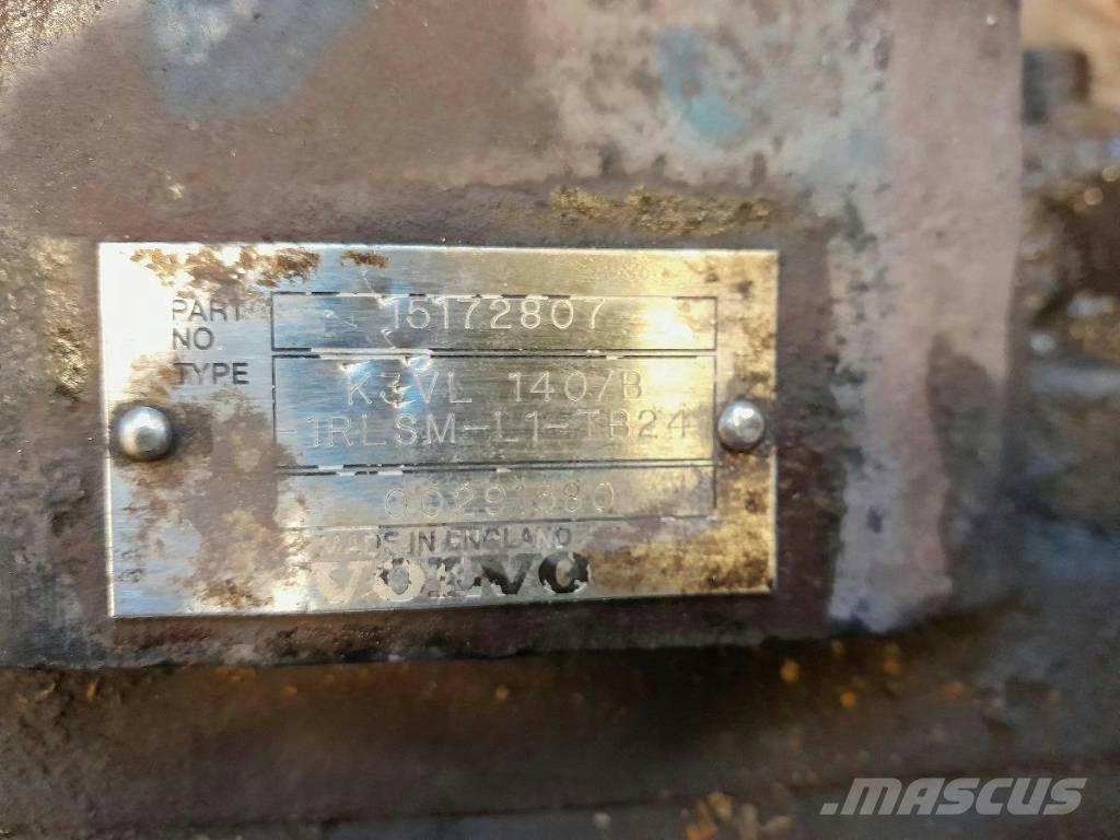 Volvo L180G Hydraulpump P1 VOE15172807 Hidráulicos